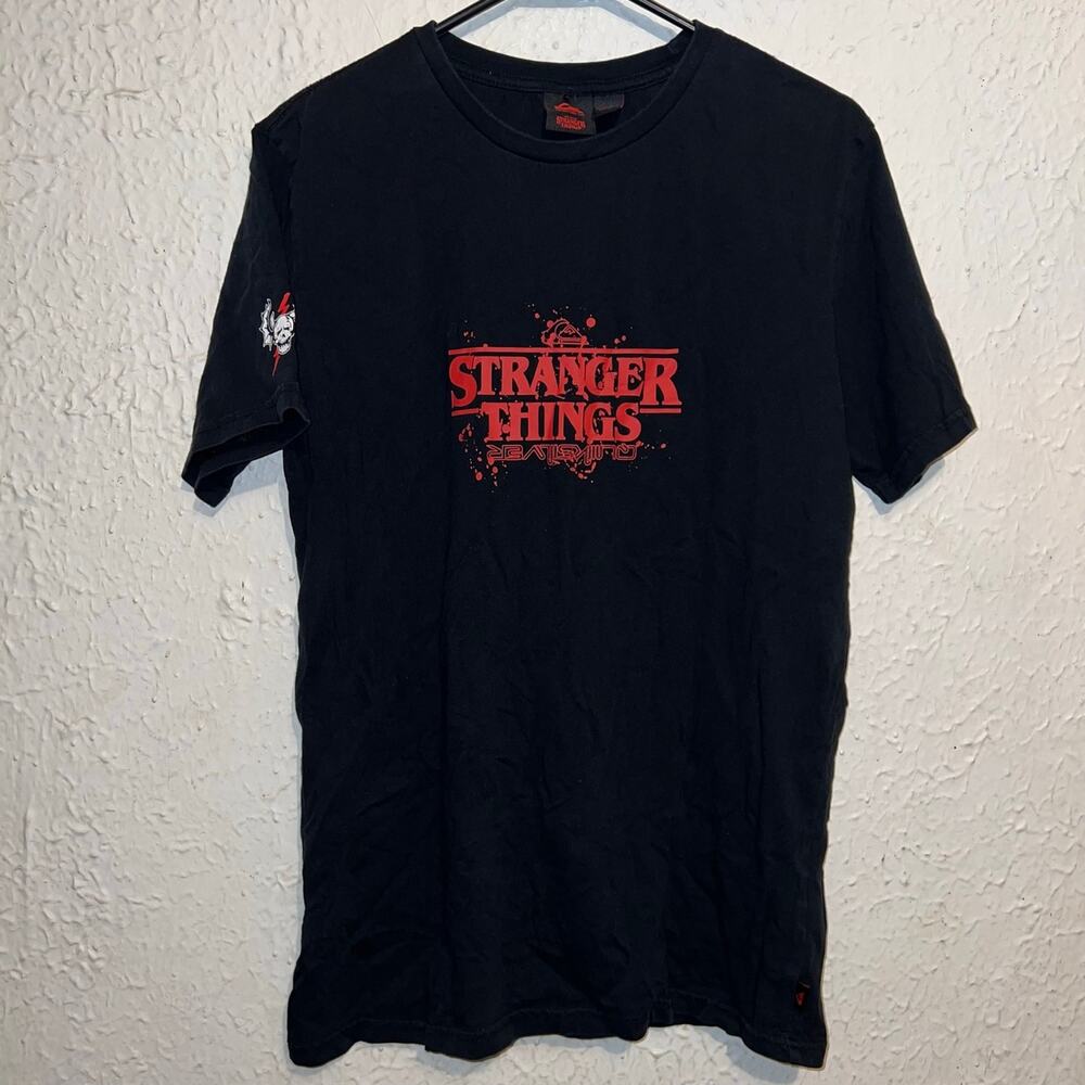 Quicksilver x Stranger Things Demogorgon Hunter Netflix Shirt S